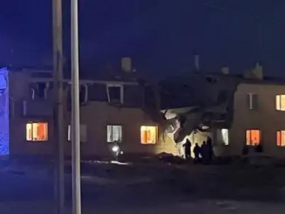 Қарағандыда газ жарылып, адамдар үйінді астында қалып қойды