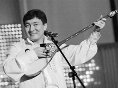 Тоқтар Серіков «Көршінің қызы» әні жайлы ел білмейтін оқиғасын бөлісті
