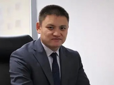 Айтуар Қошмамбетов Мәжіліс депутаттарының қатарына қосылды