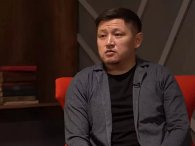 «Көп жылдан бері мазалайтын»: Танымал әзілкешке ота жасалды