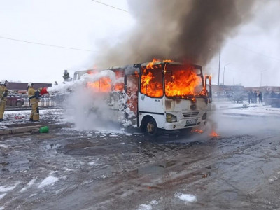 Жетісу облысында автобус өртенді