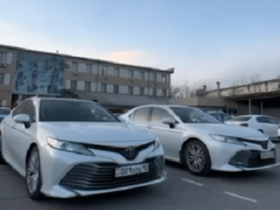 Шымкентте бірдей нөмірмен жүрген екі көлік анықталды
