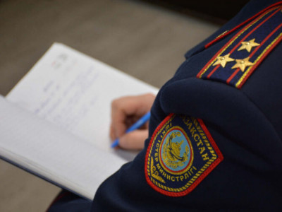Павлодарда жоғары шенді полицей жүкті әйелді ұрып жіберген