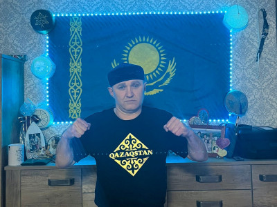 Кемптеннен «шағын Қазақстан» ашып алған Сергей
