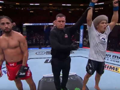 Асу Алмабаев UFC турнирінде екінші мәрте жеңіске жетті