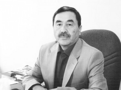 Белгілі жазушы, журналист өмірден өтті