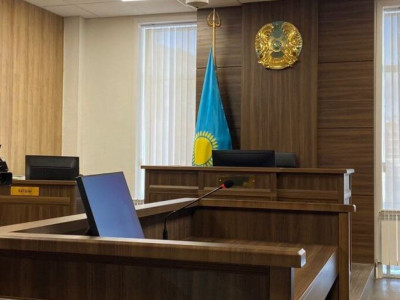 Жоғарғы Соттың судьясы БАҚ-тың сот процестеріне кіріп, хабар таратуы туралы пікір айтты