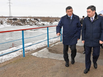 «Жағдай ерекше назарда»: Бектенов СҚО-дағы су тасқыны салдарына қатысты жұмыстармен танысты