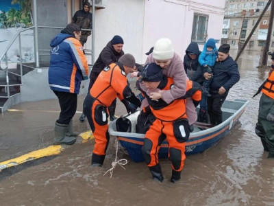 Су басқан өңірлерде 20 мыңнан астам волонтер жұмыс істеп жатыр
