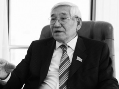Мемлекет және қоғам қайраткері Өмірбек Байгелді өмірден өтті