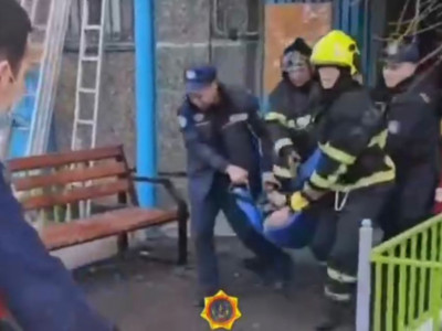Елордалық өрт сөндірушілер екі адамды құтқарды