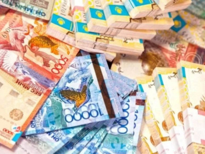 Ірі кәсіпорындар су тасқынынан зардап шеккен халыққа 1,7 млрд теңге аударды