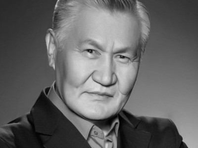 Белгілі актер, театр режиссері Оразхан Кенебаев көз жұмды