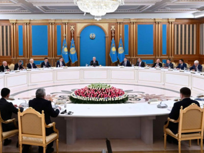 Ақордада Ғылым және технологиялар жөніндегі ұлттық кеңестің отырысы өтіп жатыр
