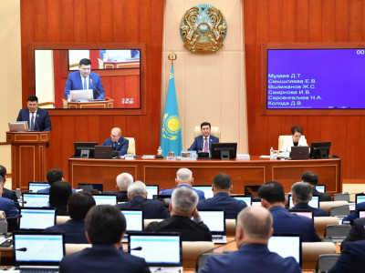 Ерлан Қошанов: Жаңа заң жобасы қоғамды құмар ойындарға тәуелділіктен тиімді қорғауы керек