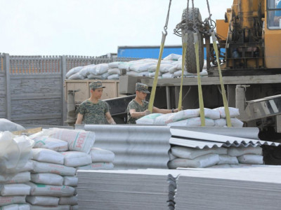 Елімізге Тәжікстаннан тағы 2,5 мың тонна гуманитарлық көмек келді