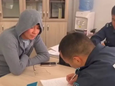 Танымал эстрада жұлдызына айыппұл салынды (ВИДЕО)