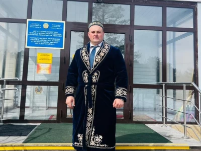 «Ауылдастарым «Вәке» дейді»: Ауыл әкімдігінде жұмыс істейтін Владимир