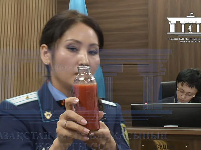 Бишімбаев ісі: Прокурор Нүкенованың басына жиналған қан мөлшерін көрсетті