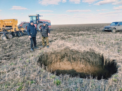 «Жер астына опырылған»: Қостанай облысында ерекше табиғи құбылыс табылды
