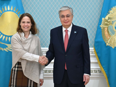 Президент Германия экономикасы Шығыс комитетінің басқарма төрағасын қабылдады