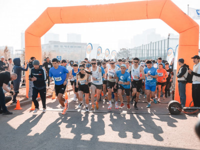 «Run for autism» жүгіруден қайырымдылық марафонына 16 қаладан 2 мыңнан астам адам тіркелді
