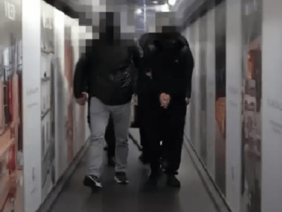 Алаяқтық жасаған күдікті Әзірбайжаннан экстрадицияланды