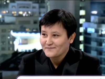 «Менсінбеушілікпен қарай бастады»: Нұржан Қалжан өнердегі достарынан көңілі қалған сәтін айтты