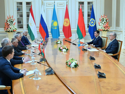Президент ҰҚШҰ-ға мүше елдер парламенттері палаталарының спикерлерімен кездесті