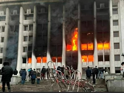 Қаңтар оқиғасы: Алматы әкімдігі басып алған 11 адамға үкім шықты