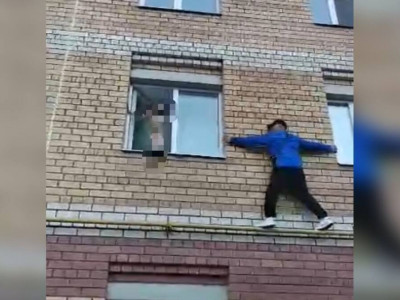 Қазақстандық офицер Ресейде 5 жастағы баланы ажал аузынан алып қалды (ВИДЕО)