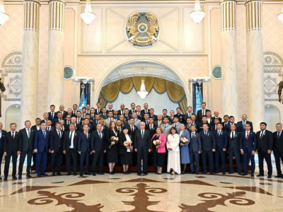Президент тасқынмен күреске үлес қосқан азаматтарды марапаттады