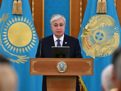 Президент БАҚ қызметкерлерін құттықтады