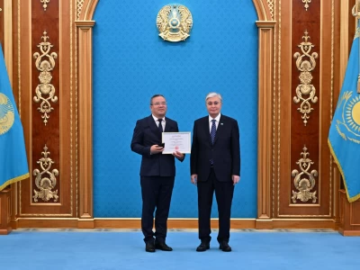 «TÚRKISTAN» газетінің бас редакторы Президент сыйлығын иеленді