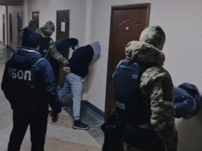 Суицидке жеткізген: Екі облыста ақша бопсалайтын қылмыстық топ ұсталды