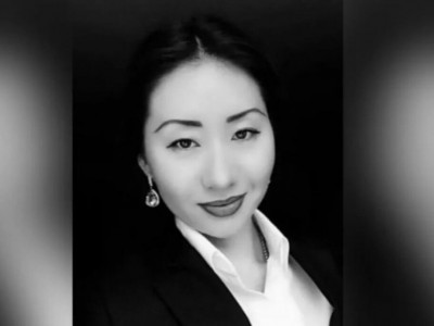 18 рет пышақ салған: Заңгер Айман Асанованың ағасы оның бұрынғы күйеуінен 50 млн теңге талап етті