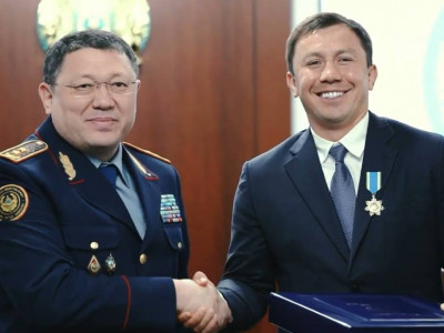 Ішкі істер министрі Геннадий Головкинді марапаттады