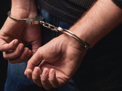 БҚО-да 67 жастағы әйел адамды өлтірген күдікті қолға түсті