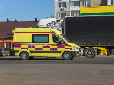 Астанада төрт жастағы бала төртінші қабаттың құлап кетті
