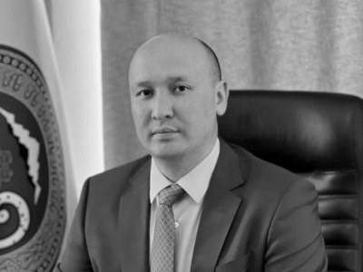 Алматы әкімі Ерден Хайруллиннің қайтыс болуына байланысты көңіл айтты