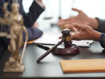 Риддерде ауыл тұрғыны әкіммен соттасты