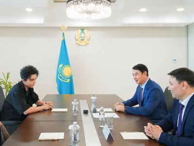 Түркістан облысының әкімі Димаш Құдайбергенді қонаққа шақырды