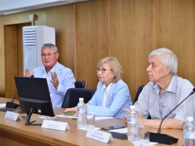 Абай университетінде халықаралық саясаттанушылардың жазғы мектебі өтті