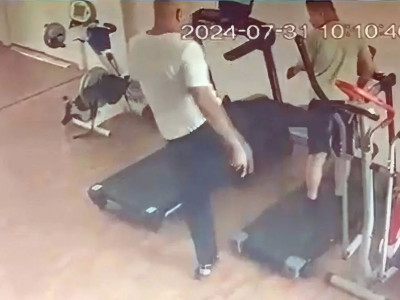 «Қызымның денесіне қол жүгіртті»: Қостанайда ер мұғалім балаларға күш көрсеткен