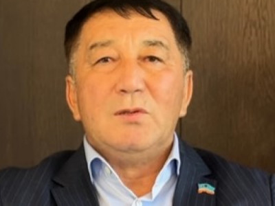 «Бірқатар мәселе бар»: Бокстан Қазақстан ерлер құрамасының жаңа бас бапкері видеоүндеу жасады