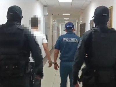 Сәтбаев қаласында бір топ жасөспірім төбелесіп қалған (ВИДЕО)