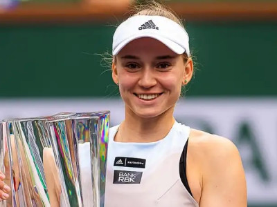 Елена Рыбакина бапкерімен қоштасқанын мәлімдеді