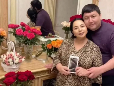 Әнші Алтынай Жорабаеваға күйеуі 4 бөлмелі пәтер сыйлады