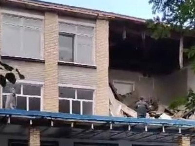 Қостанай облысында мектептің қабырғасы опырылып түсті
