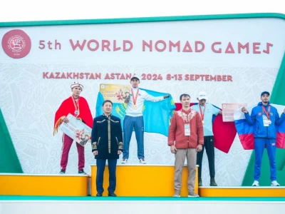 Исламбек Салжанов Көшпенділер ойындарының алғашқы жеңімпаздарын марапаттады